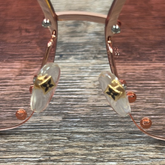 Louis Vuitton Pink THE PARTY 2018 Square Aviator Sunglasses - Picture 8 of 14